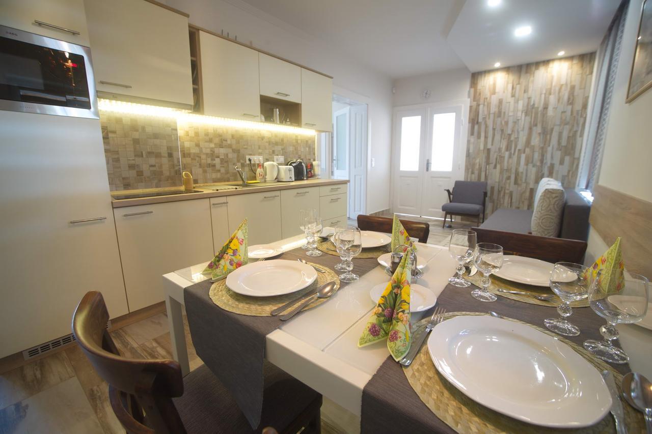 Holiday Home Podium Eger Bagian luar foto